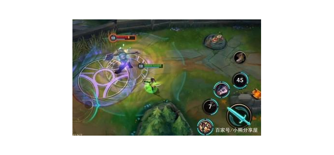 手游小熊阿卡丽怎么玩